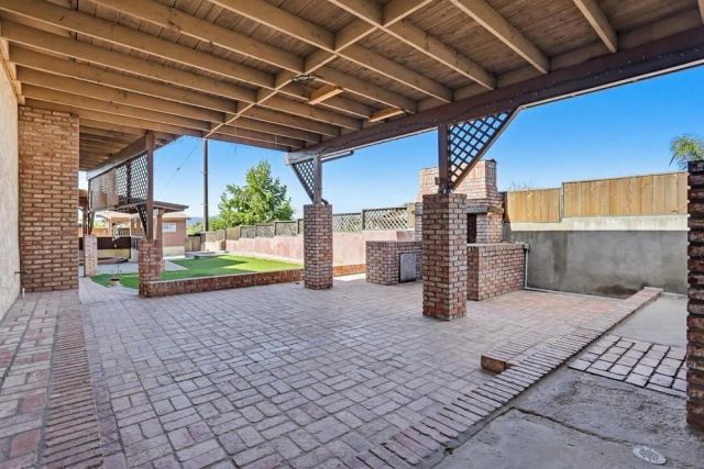 8420 Wenatchee Ave, El Cajon, CA 92021
