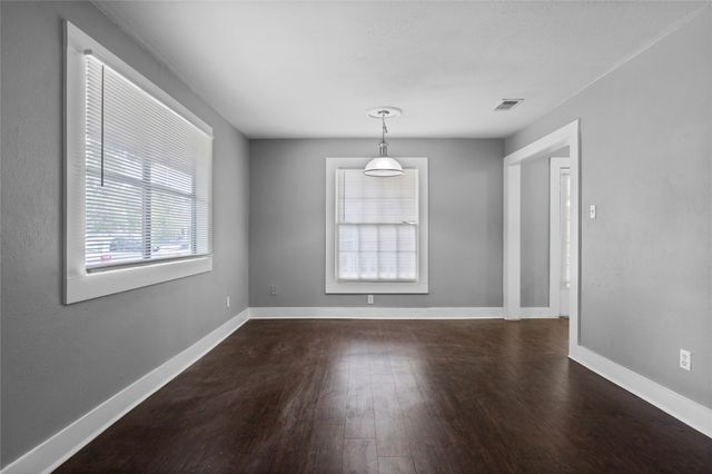 1903 Washington Avenue, Fort Worth, TX 76110