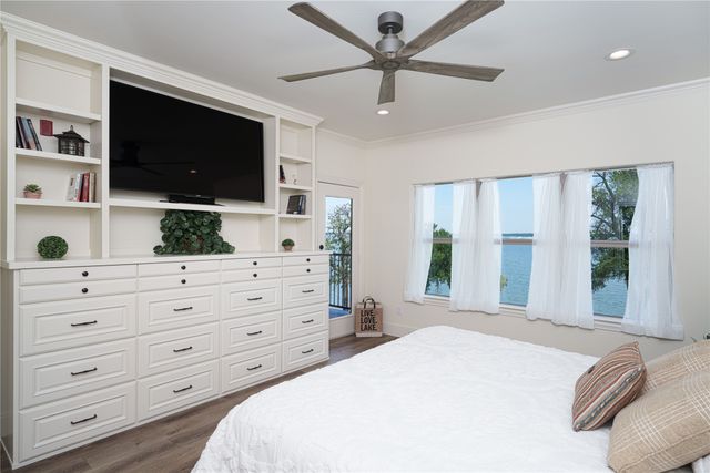500 Waters Edge Drive 311, Lake Dallas, TX 75065