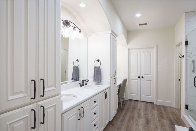 500 Waters Edge Drive 311, Lake Dallas, TX 75065