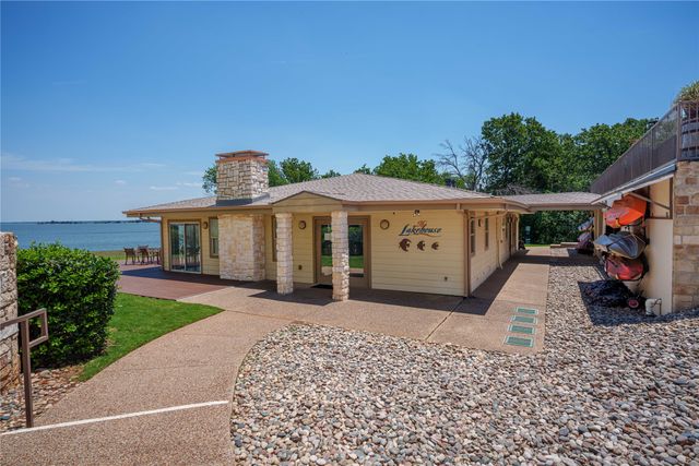 500 Waters Edge Drive 311, Lake Dallas, TX 75065