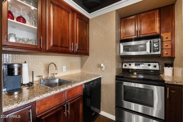 4750 N CENTRAL Avenue 2B, Phoenix, AZ 85012