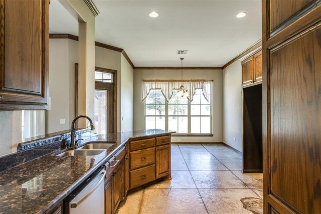 33410 Pecan Grove Road, Shawnee, OK 74804