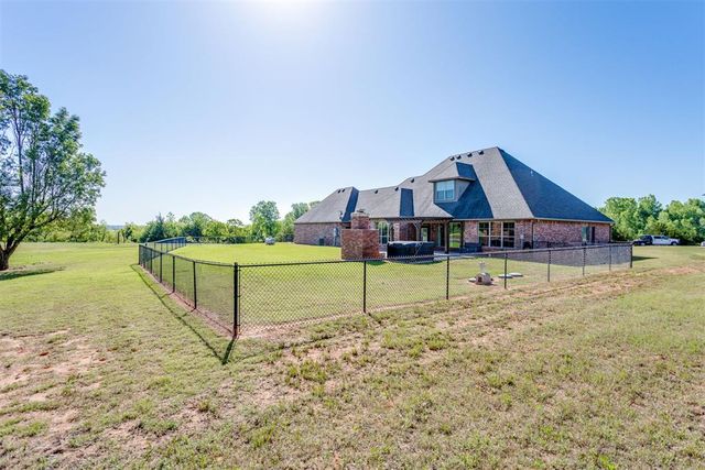 33410 Pecan Grove Road, Shawnee, OK 74804