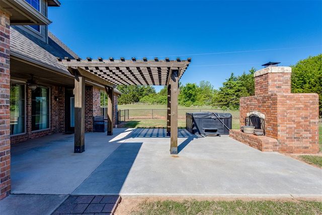 33410 Pecan Grove Road, Shawnee, OK 74804