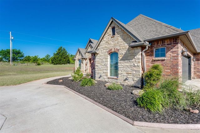33410 Pecan Grove Road, Shawnee, OK 74804