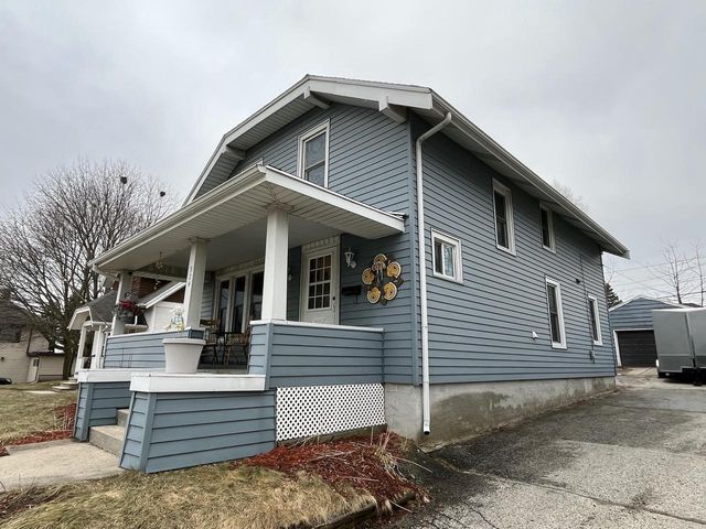 924 N 8th STREET, Manitowoc, WI 54220