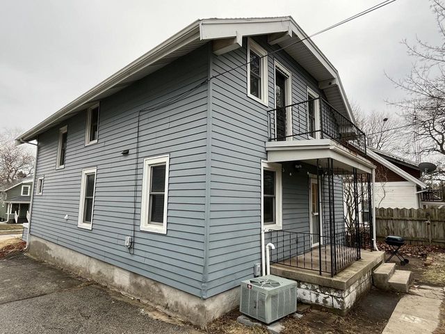 924 N 8th STREET, Manitowoc, WI 54220