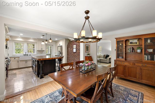 3900 S Ellamae Road, Oakland Charter Township, MI 48363