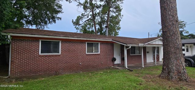 5540 FARGO Drive N, Jacksonville, FL 32207