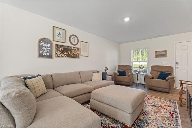 330 Olivia Court, Lexington, NC 27292