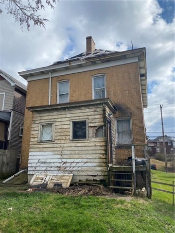 3309 Versailles Ave, Mckeesport, PA 15132