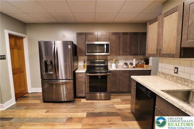 1805 Fairview Avenue, Wilson Boro, PA 18042