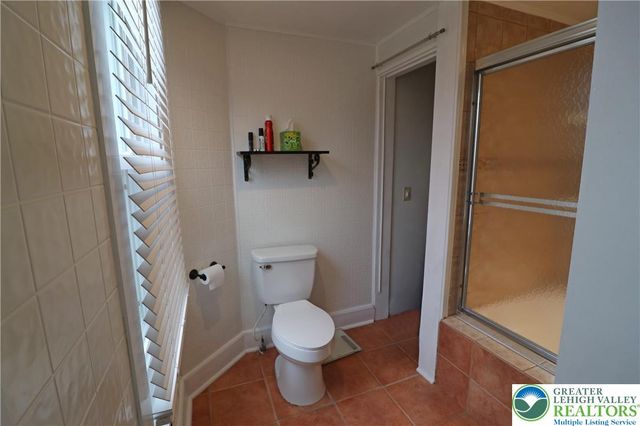 1805 Fairview Avenue, Wilson Boro, PA 18042