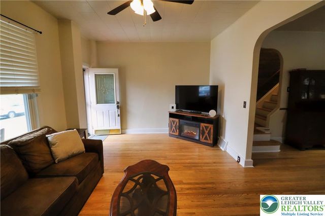 1805 Fairview Avenue, Wilson Boro, PA 18042