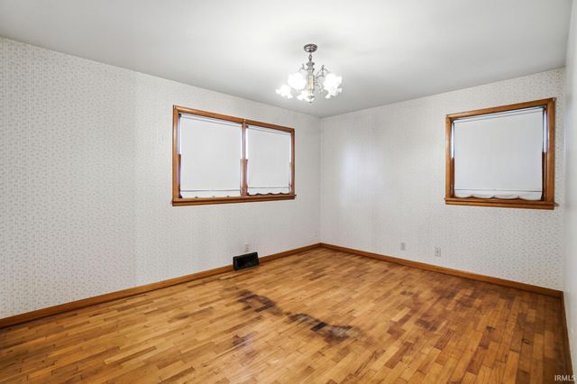 5048 N Us Highway 24 E Road, Huntington, IN 46750