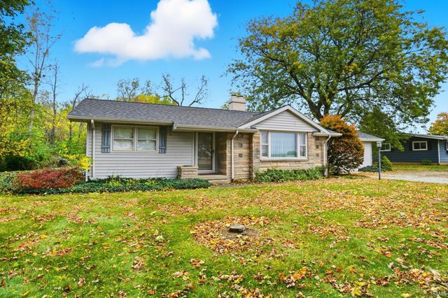 5048 N Us Highway 24 E Road, Huntington, IN 46750