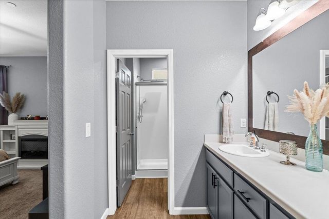 6617 Cervi Rd, Riverbank, CA 95367