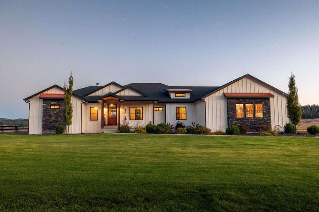 22110 N CREEKSIDE Ln, Colbert, WA 99005