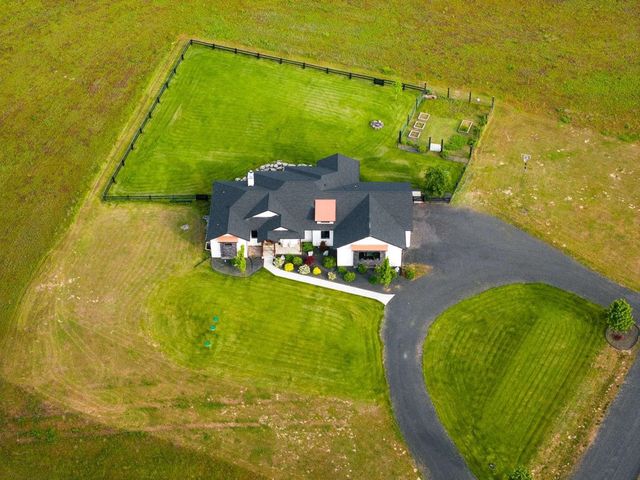 22110 N CREEKSIDE Ln, Colbert, WA 99005