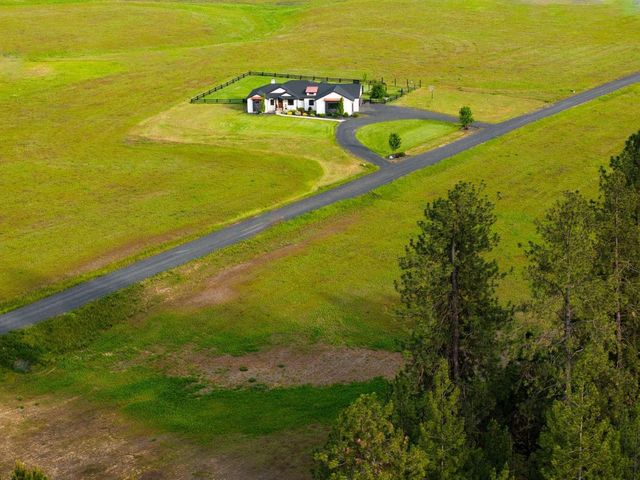 22110 N CREEKSIDE Ln, Colbert, WA 99005