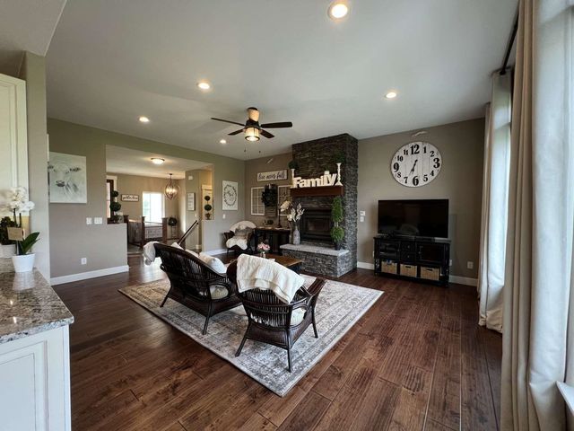 22110 N CREEKSIDE Ln, Colbert, WA 99005