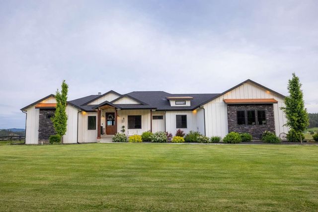22110 N CREEKSIDE Ln, Colbert, WA 99005