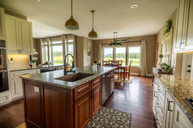22110 N CREEKSIDE Ln, Colbert, WA 99005