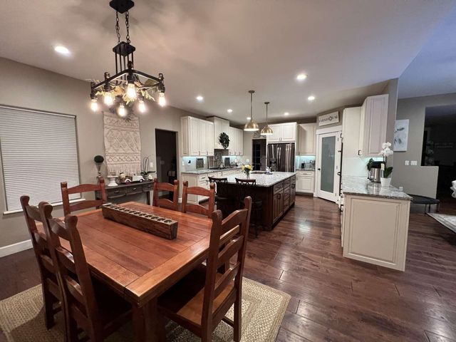 22110 N CREEKSIDE Ln, Colbert, WA 99005