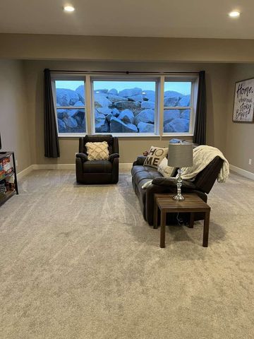 22110 N CREEKSIDE Ln, Colbert, WA 99005
