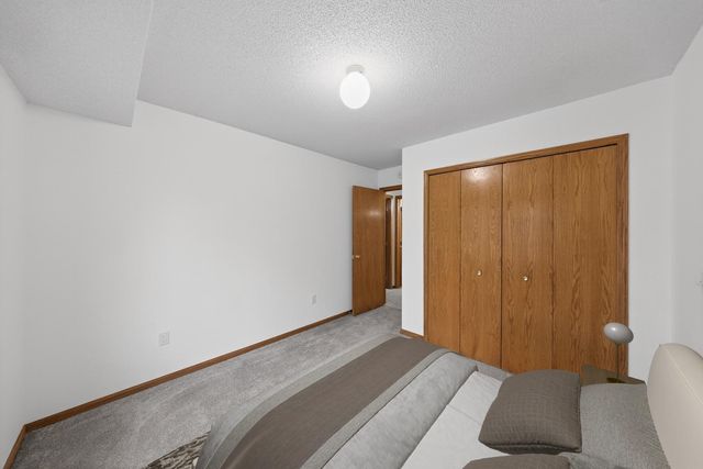 2105 Lincoln Street S, Northfield, MN 55057