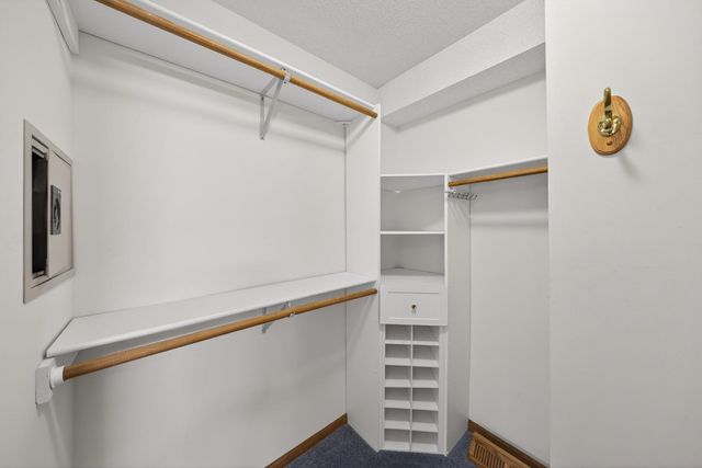 2105 Lincoln Street S, Northfield, MN 55057