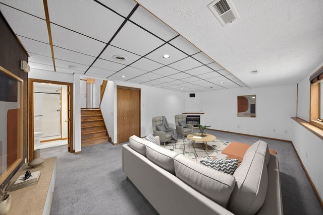 2105 Lincoln Street S, Northfield, MN 55057