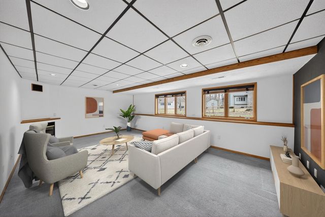 2105 Lincoln Street S, Northfield, MN 55057