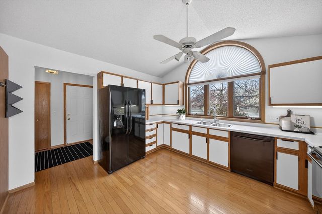 2105 Lincoln Street S, Northfield, MN 55057