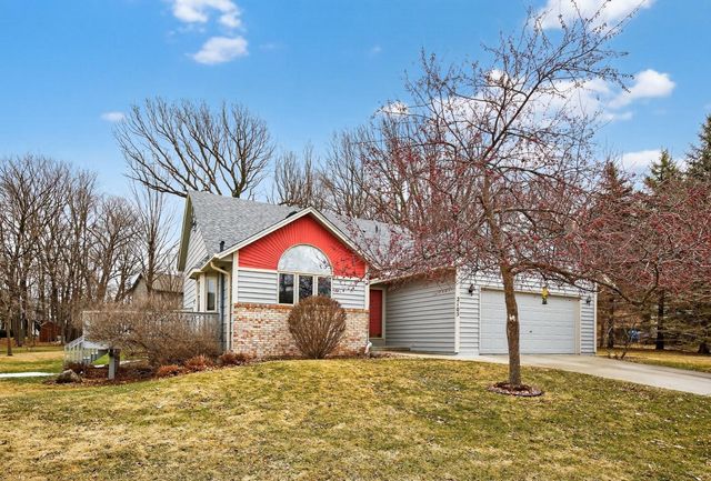 2105 Lincoln Street S, Northfield, MN 55057