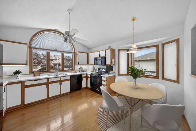 2105 Lincoln Street S, Northfield, MN 55057