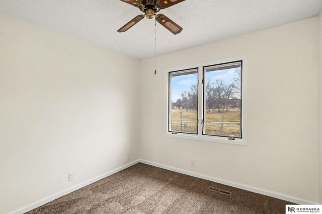 5248 Pawnee Street, Lincoln, NE 68506