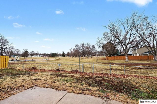 5248 Pawnee Street, Lincoln, NE 68506