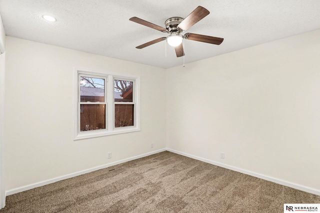 5248 Pawnee Street, Lincoln, NE 68506