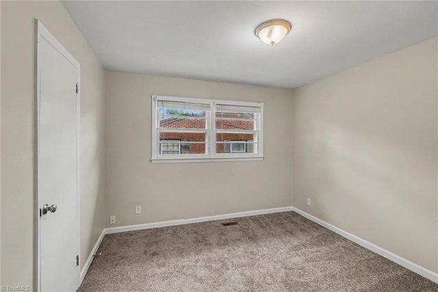 1625 Pichard Street, Greensboro, NC 27401