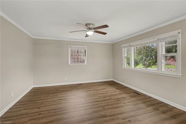 1625 Pichard Street, Greensboro, NC 27401