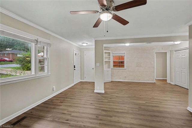 1625 Pichard Street, Greensboro, NC 27401