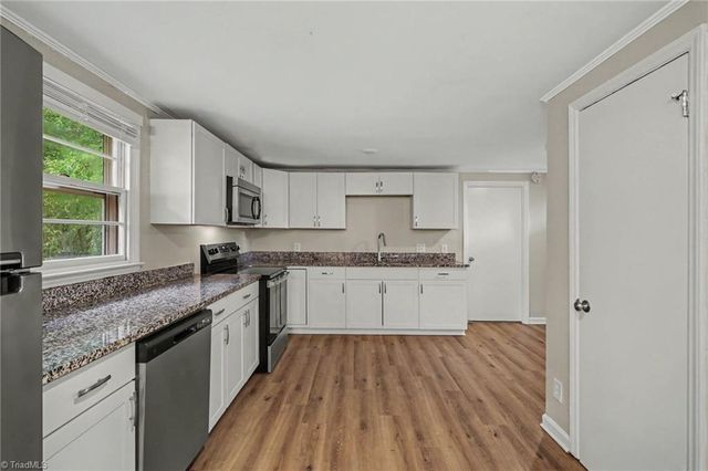 1625 Pichard Street, Greensboro, NC 27401