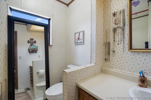 103688 S 4090 Road, Henryetta, OK 74437
