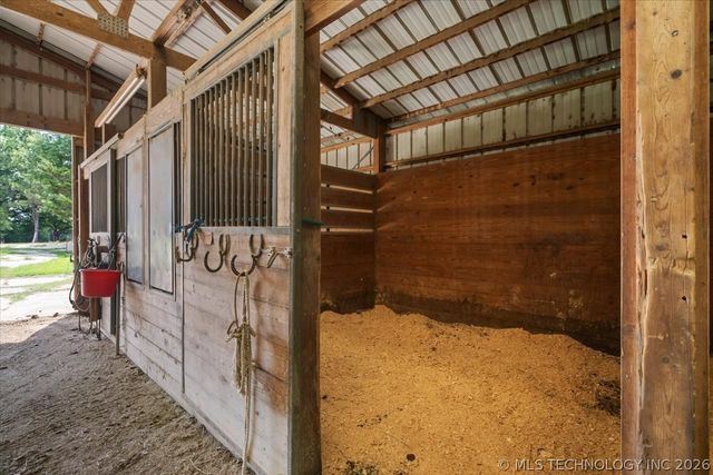 103688 S 4090 Road, Henryetta, OK 74437