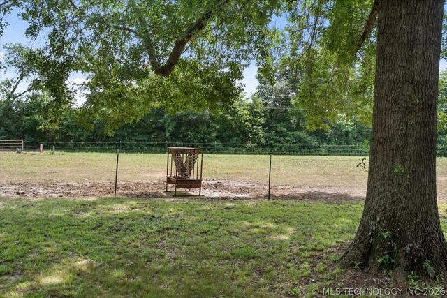 103688 S 4090 Road, Henryetta, OK 74437