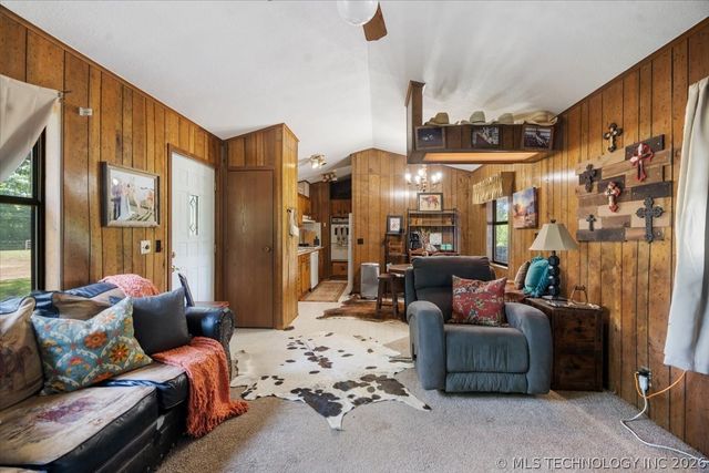 103688 S 4090 Road, Henryetta, OK 74437