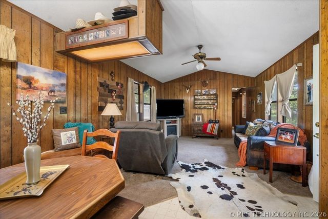 103688 S 4090 Road, Henryetta, OK 74437