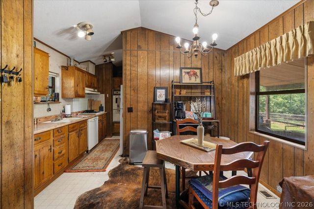 103688 S 4090 Road, Henryetta, OK 74437